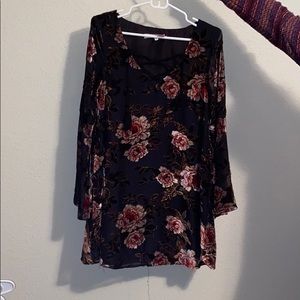 Cupcakes and cashmere black and floral dress